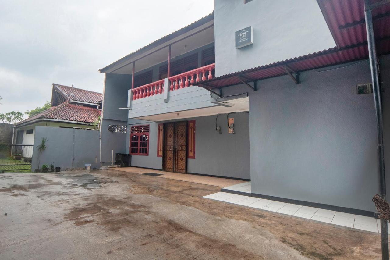 Oyo Life 3034 Taman Melati Otel Depok Dış mekan fotoğraf