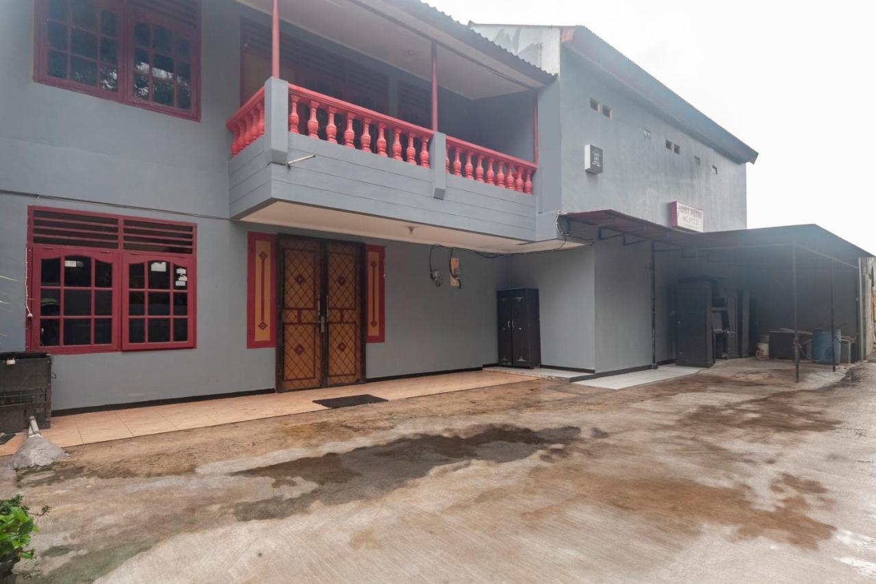 Oyo Life 3034 Taman Melati Otel Depok Dış mekan fotoğraf