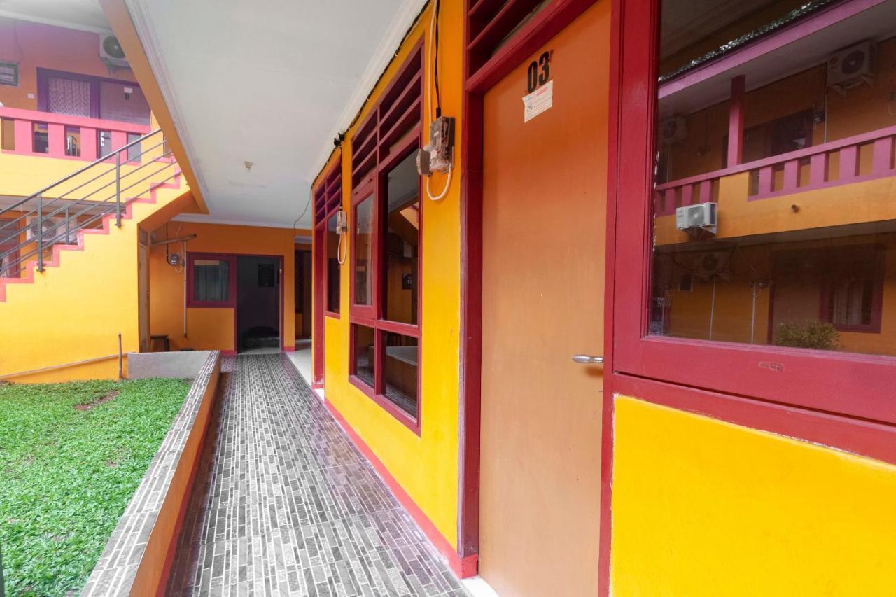 Oyo Life 3034 Taman Melati Otel Depok Dış mekan fotoğraf