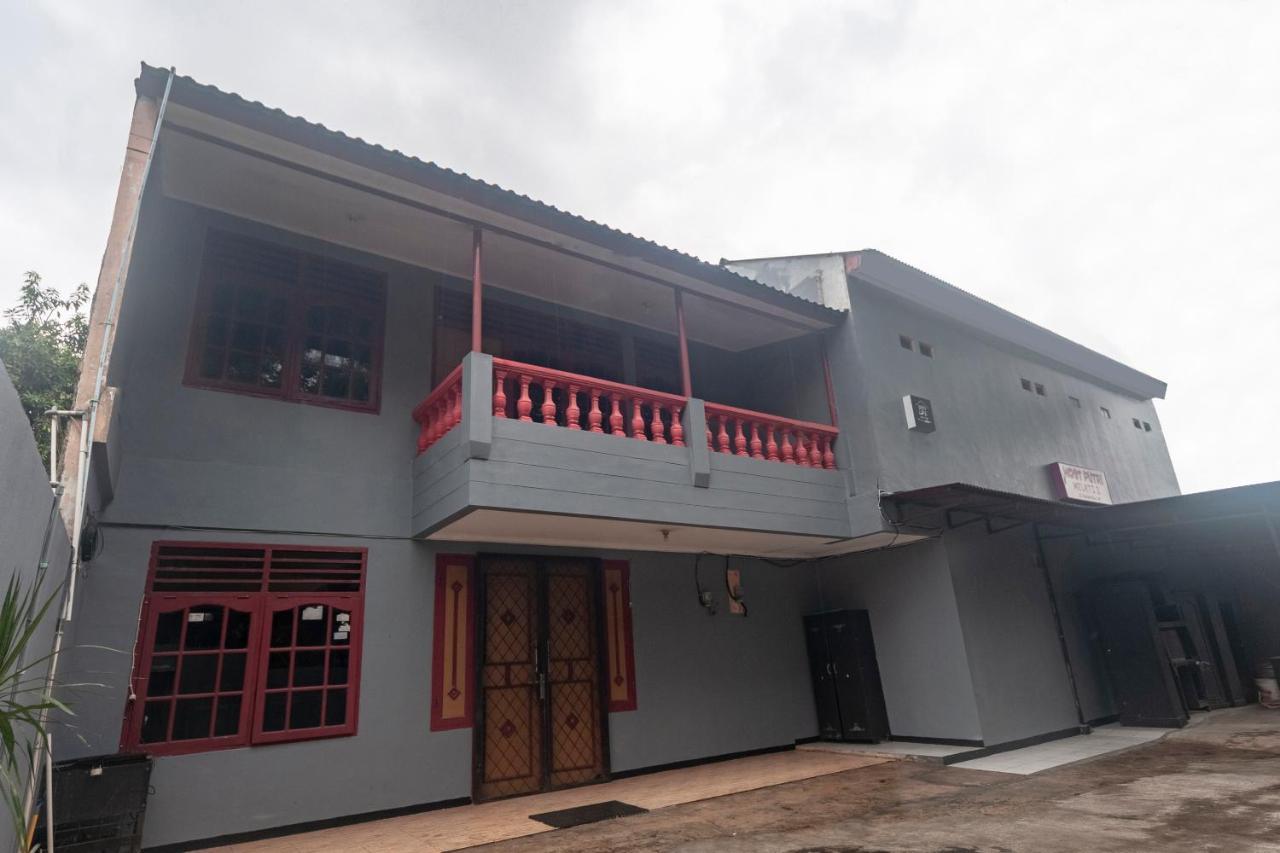 Oyo Life 3034 Taman Melati Otel Depok Dış mekan fotoğraf